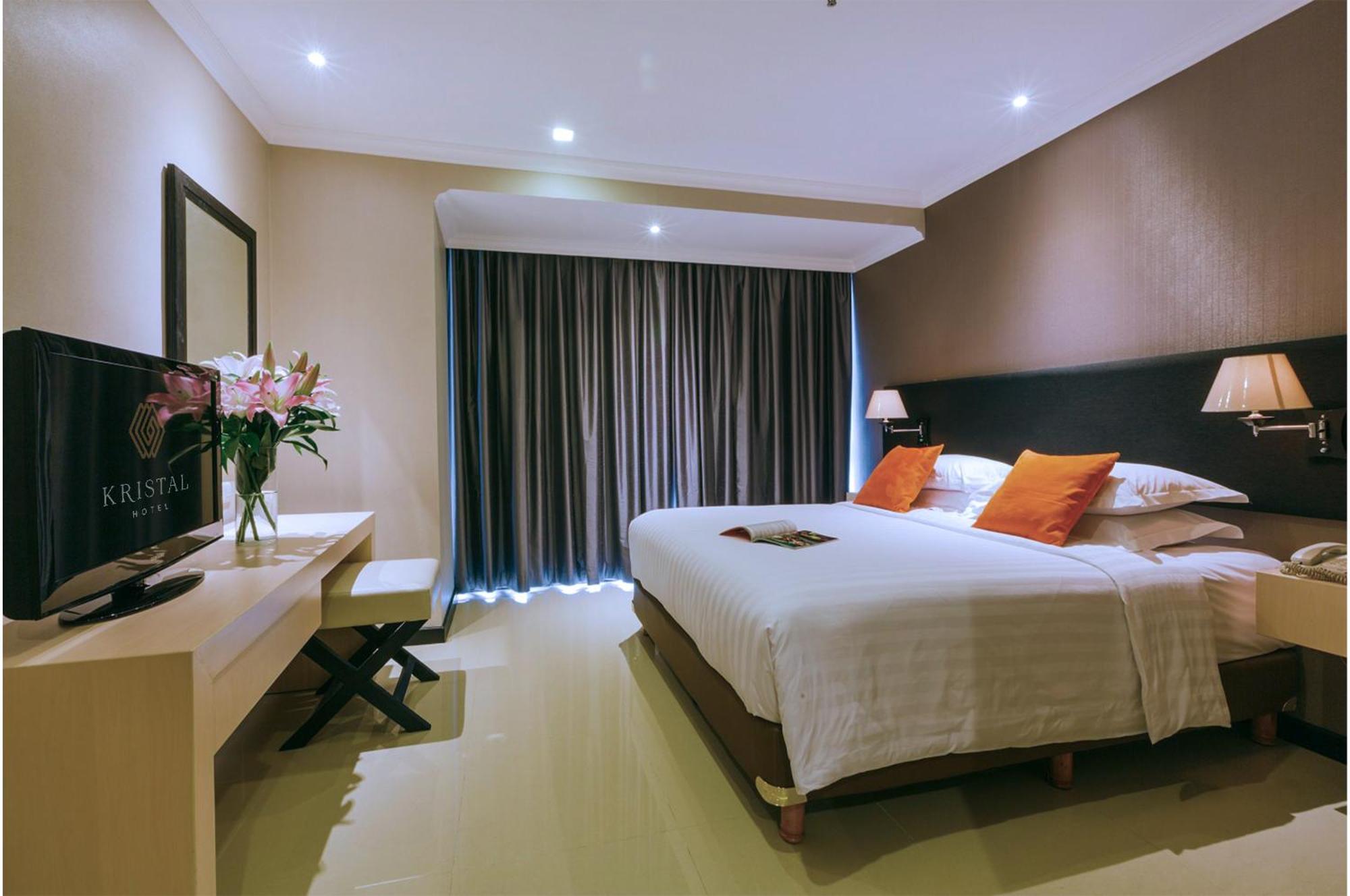 Kristal Hotel Jakarta Exterior photo